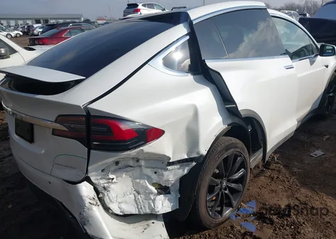 2020 Tesla Model X Long Range Dual Motor All-Wheel Drive/Long Range Plus Dual Motor All-Wheel Drive из США, поврежденный, VIN 5YJXCAE2XLF239079